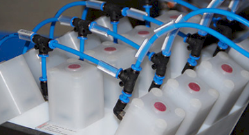 Дозування надчистої води для стерильної упаковки — рішення від GEMÜ